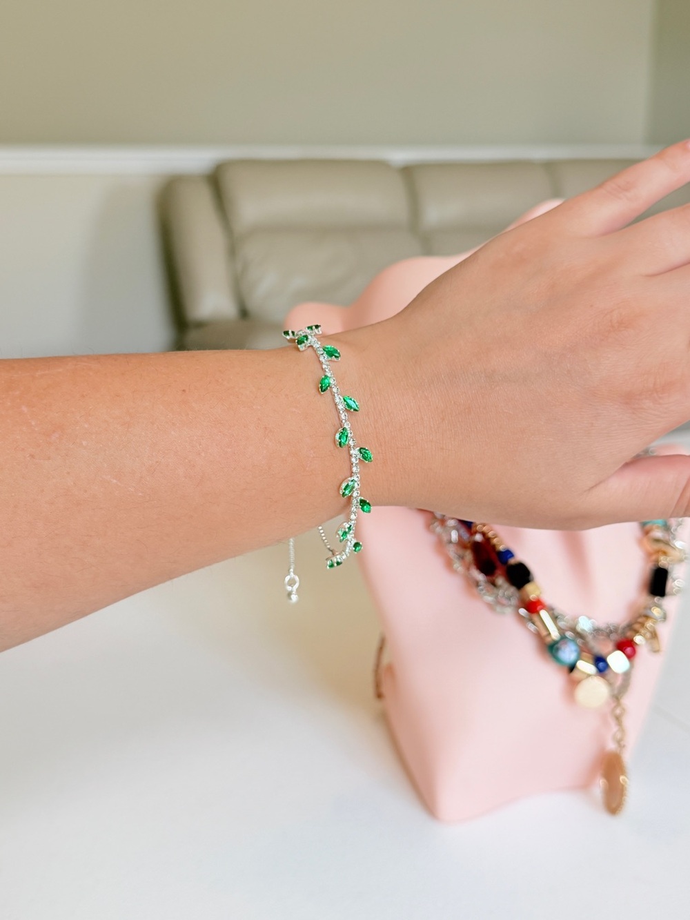 Delicate Emerald Leaf Silver Bracelet - Green